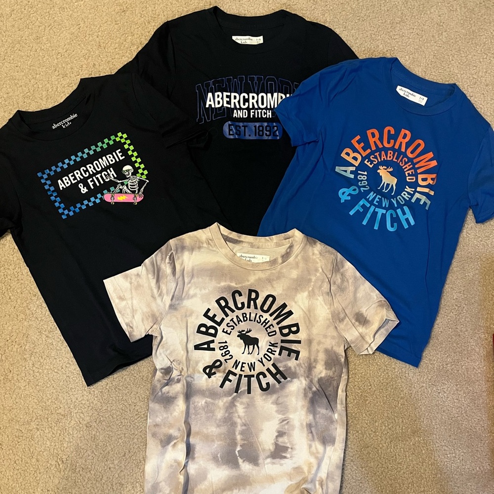 4 pack of Boys 7/8 Abercrombie T Shirts